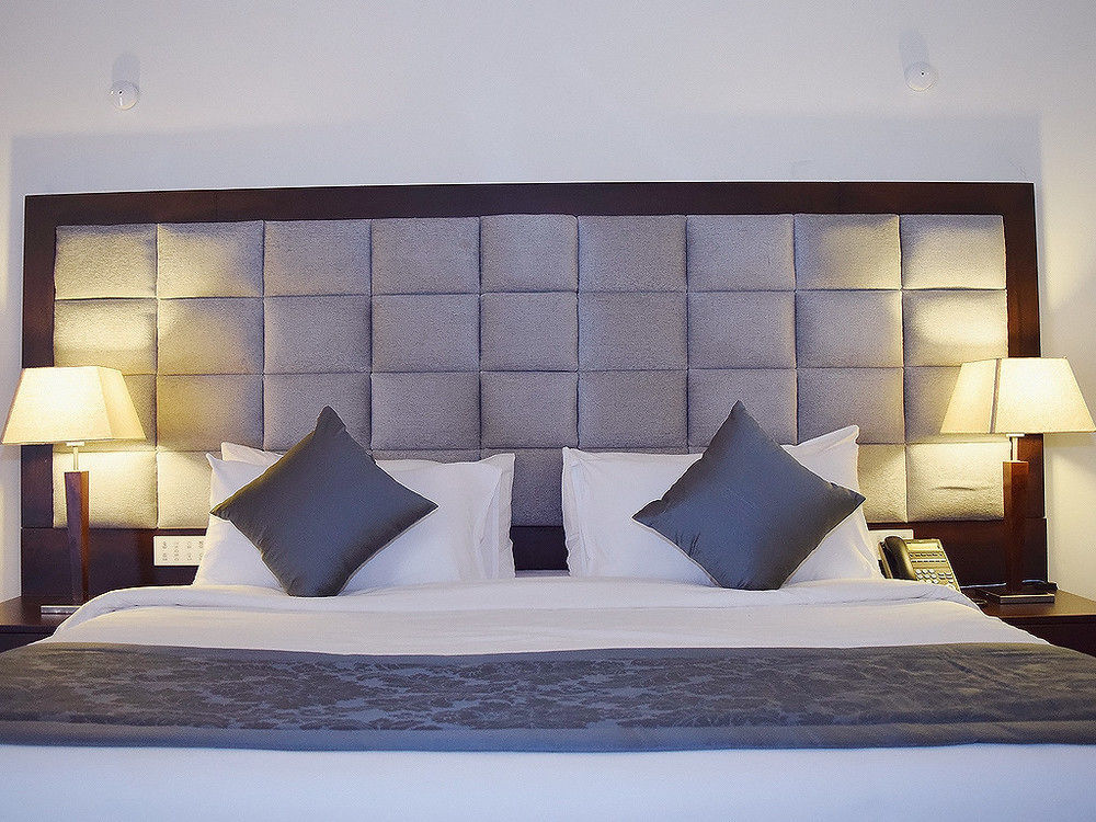 อมารันเธ เบย์ รีสอร์ต แอนด์ สปา Hotel ตรินโคมาลี ภายนอก รูปภาพ